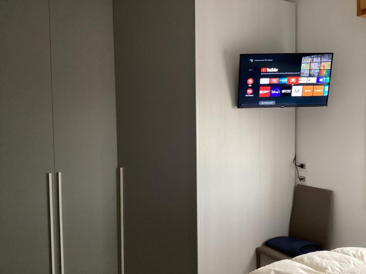 Bed And Breakfast Da Giuseppe, Camere Vicino Stabilimento Ferrari 피오라노모데네세 외부 사진